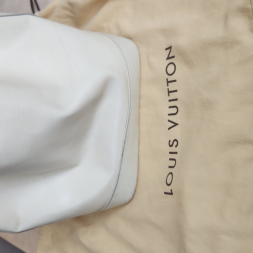 Louis Vuitton Large Noé Feedbag - Picture 7 of 7